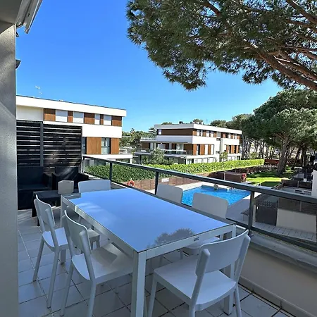 Sol, Terraza Y Piscina En S Agaró * S'Agaró